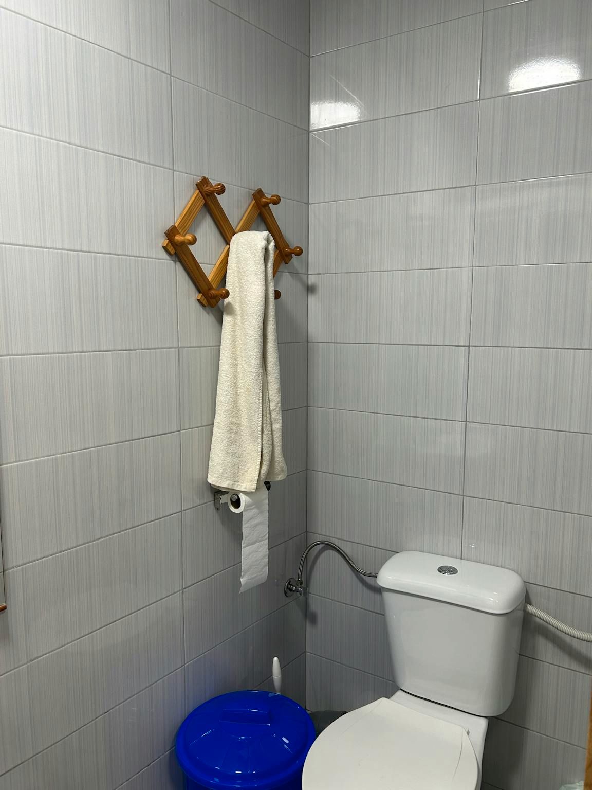 Bany de Pis de lloguer en L'Hospitalet de Llobregat amb Aire condicionat, Calefacció i Rentadora