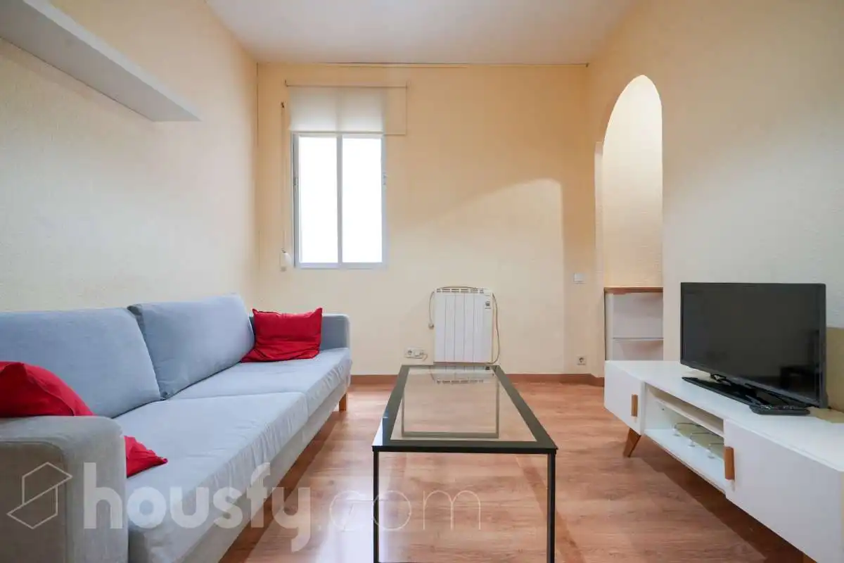 Living room of Flat for sale in Madrid  with Heating and Furnished