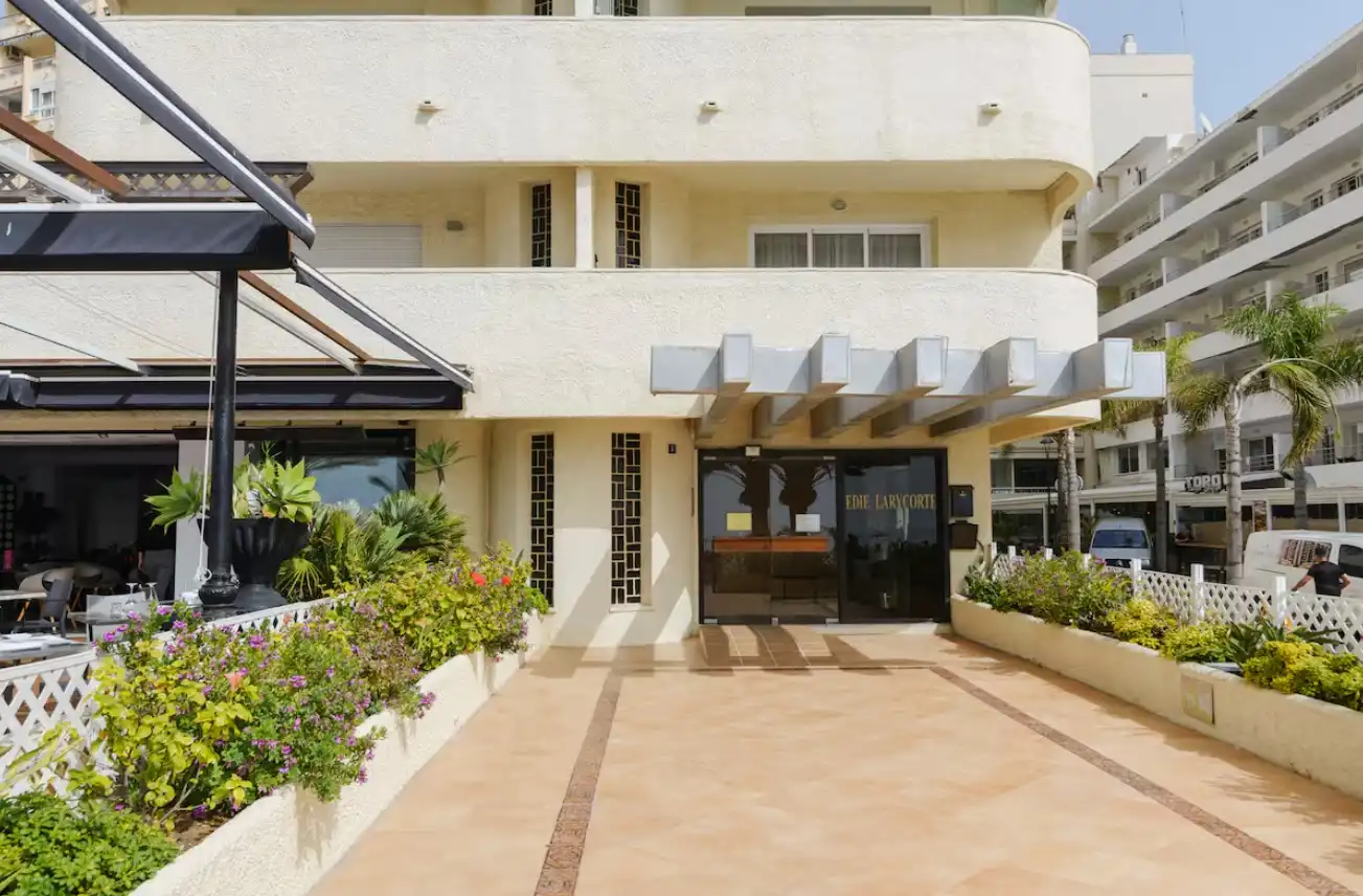 Exterior view of Apartments for rent in Marbella  with Air Conditioner, Heating and Parquet flooring