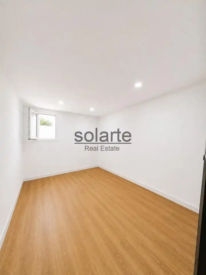 Planta baixa en venda en L'Hospitalet de Llobregat amb Aire condicionat i Parquet