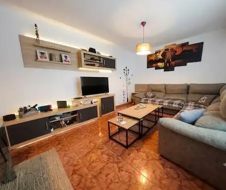 Sala de estar de Casa o chalet en venta en Plasencia con Aire acondicionado y Jardín privado
