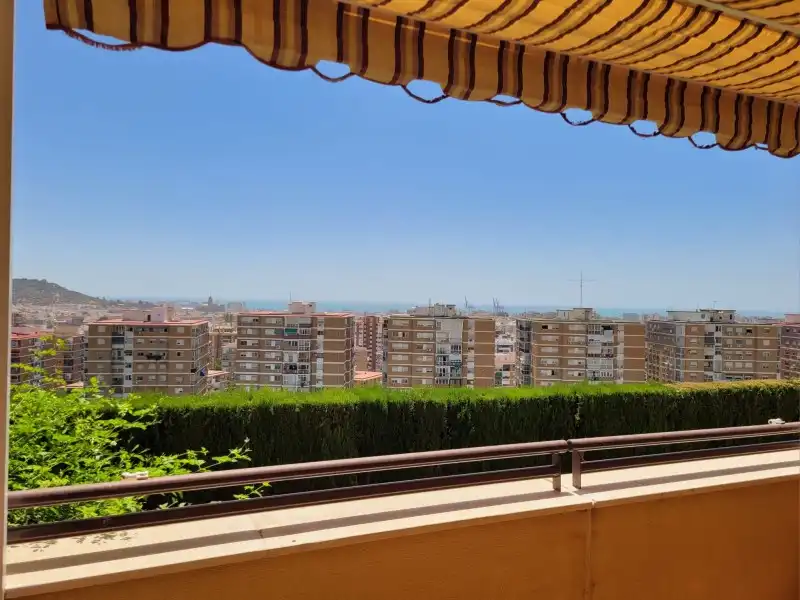 Pis en venda a Calle José Carrión de Mula, 14, San Alberto - La Alcubilla - Florisol