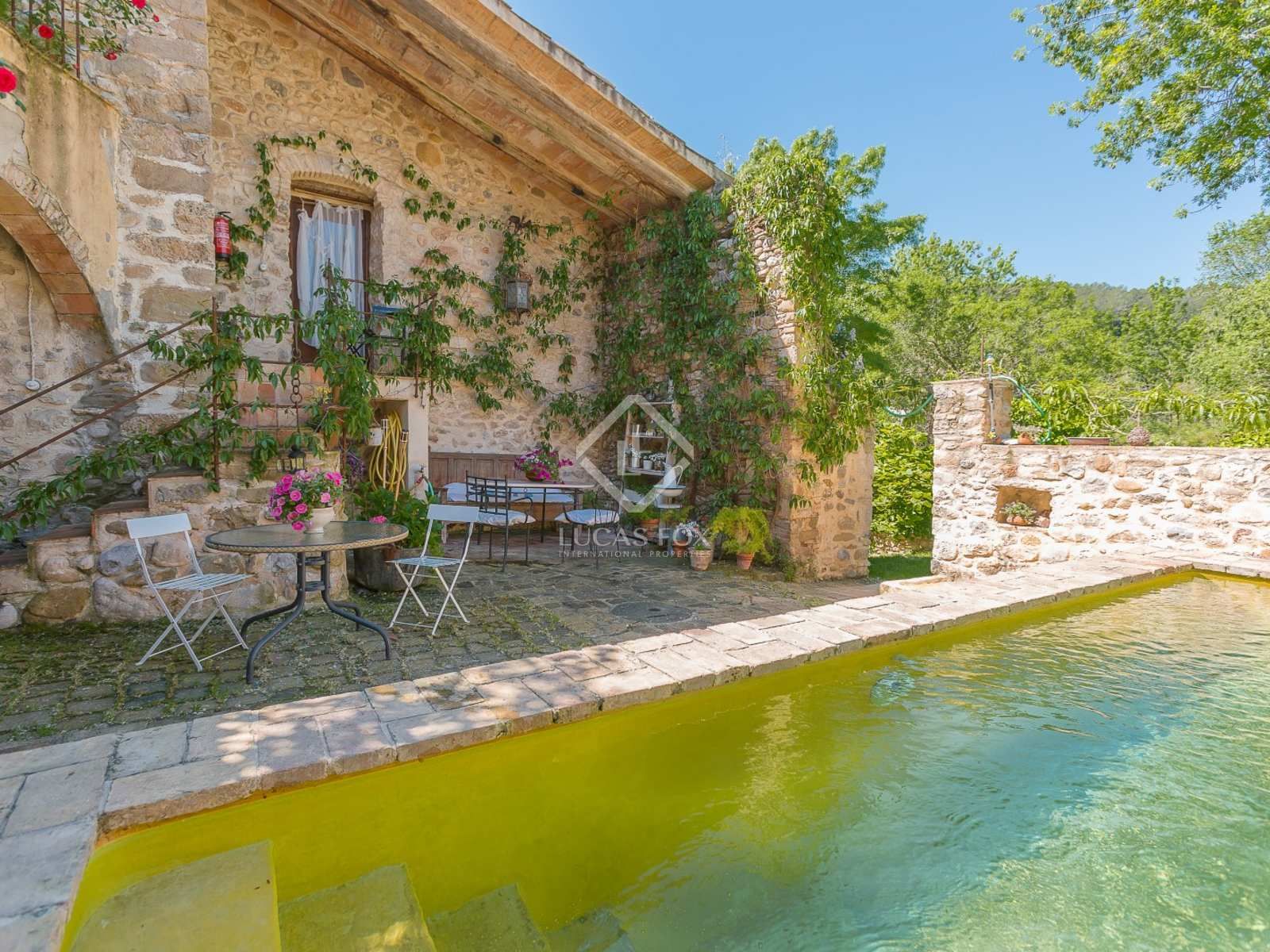 Garden of Country house for sale in Esponellà  with Heating, Terrace and Swimming Pool