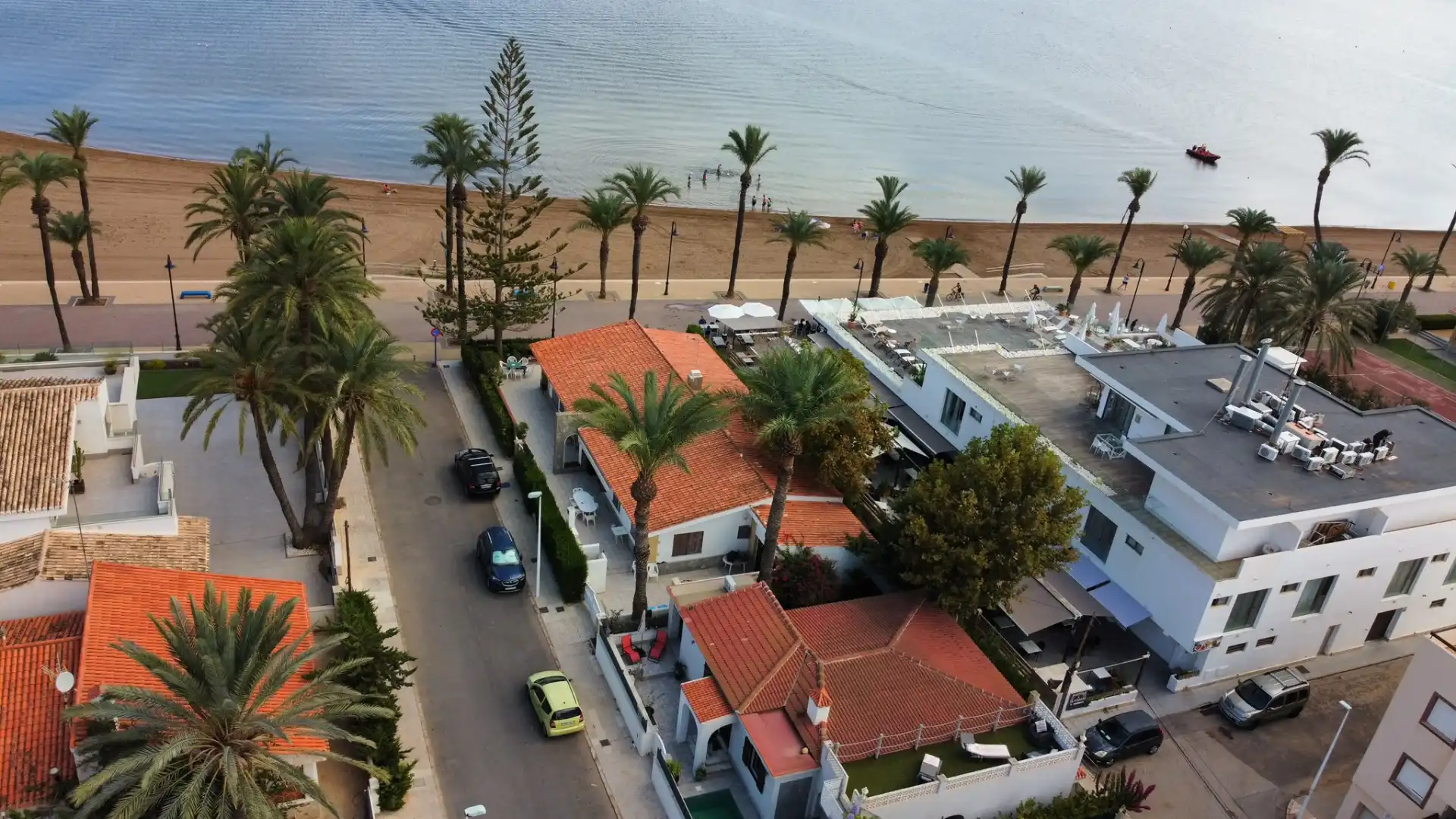 Detached house with pool for sale in Calle Sorolla 3