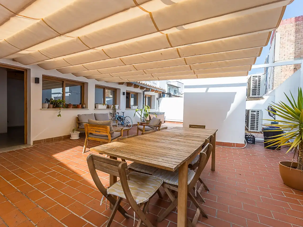 Terraza de Local en venta en  Palma de Mallorca con Aire acondicionado, Calefacción y Parquet
