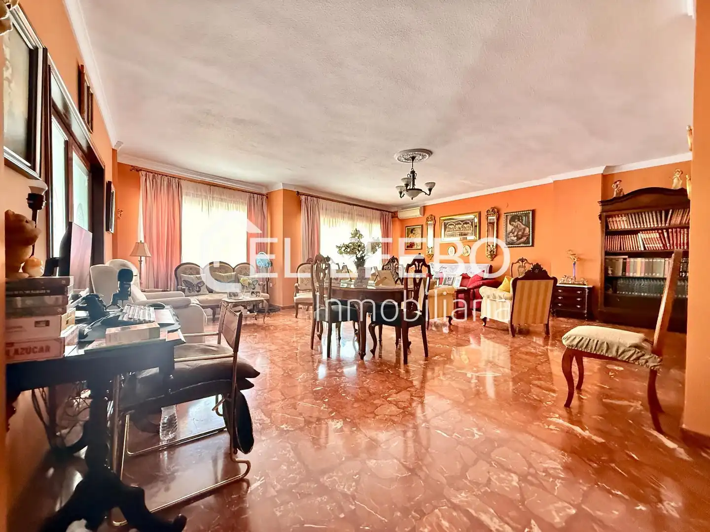 Sala de estar de Piso en venta en Antequera con Aire acondicionado, Calefacción y Terraza
