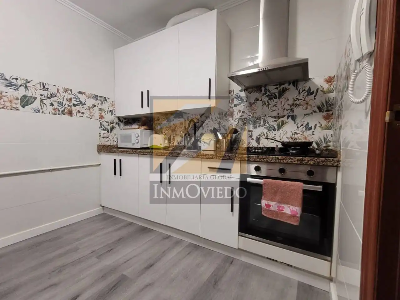 Küche von Wohnung zur Miete in Oviedo  mit Heizung