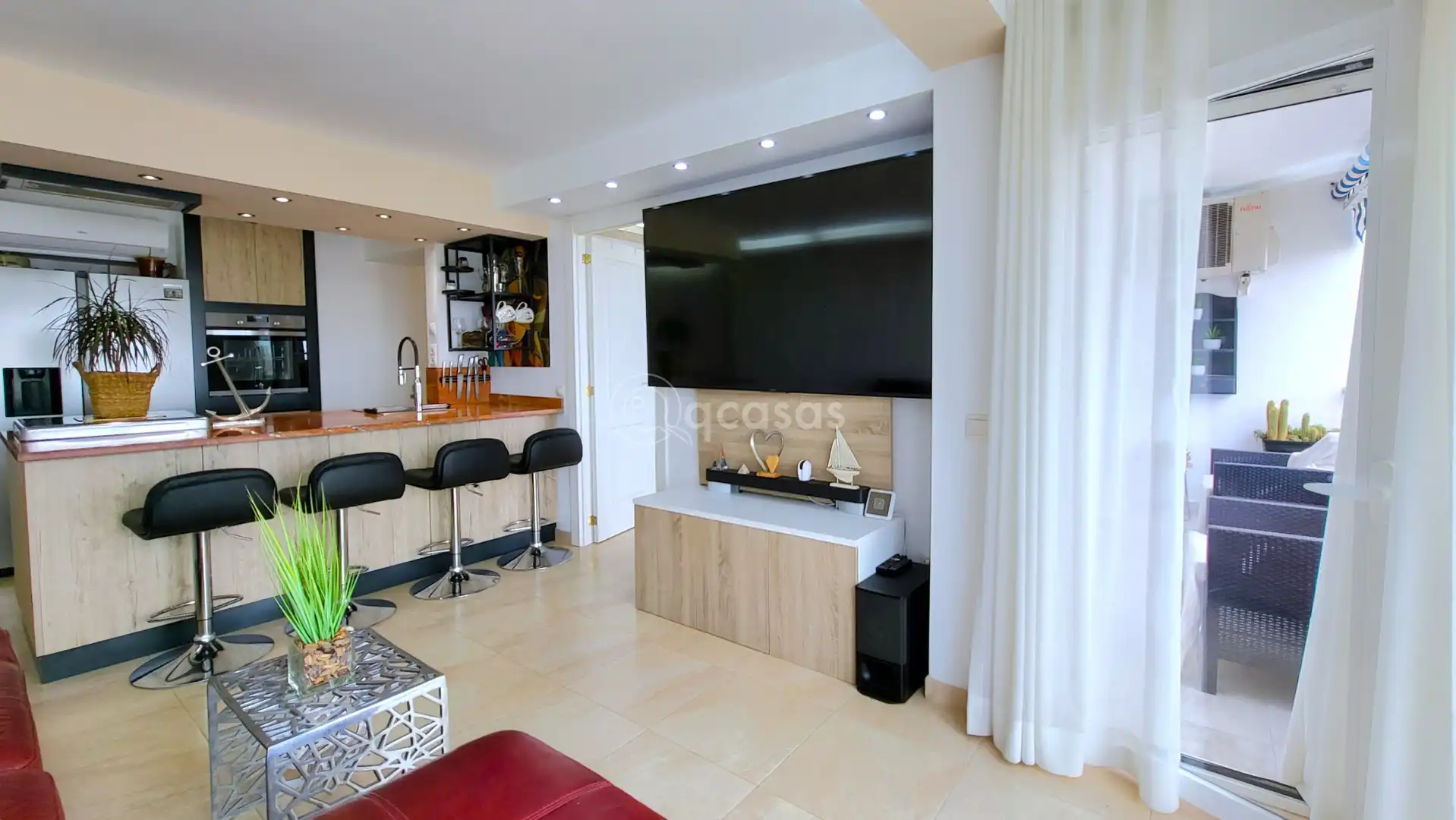 Sala d'estar de Apartament en venda en Benalmádena amb Aire condicionat, Calefacció i Terrassa