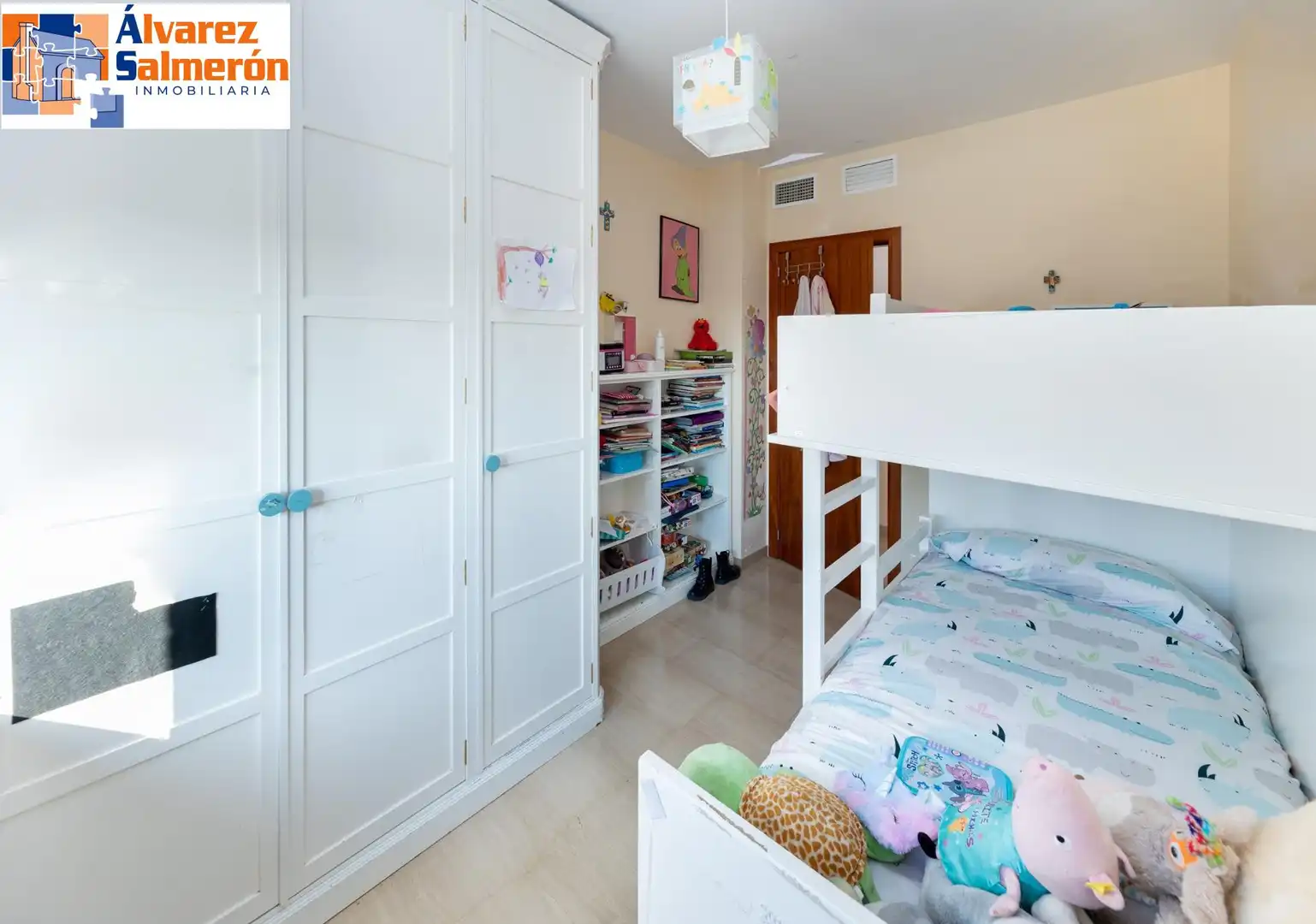 Wohnung zum Verkauf in Calle Calle Mecina-Bombarón, Rosaleda - Juventud
