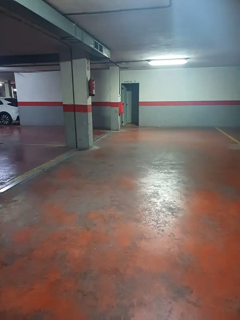 Aparcament amb ascensor en venda a Calle Principado de Asturias, imagen 4