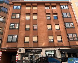 Vista exterior de Pis en venda en Valladolid Capital amb Calefacció, Parquet i Forn