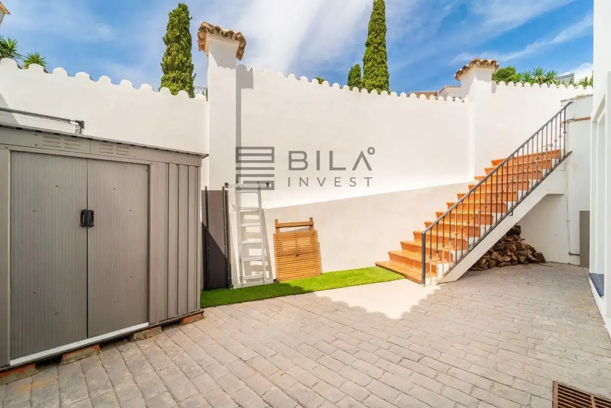 Chalet con piscina en venta en Cerros del Aguila, imagen 33
