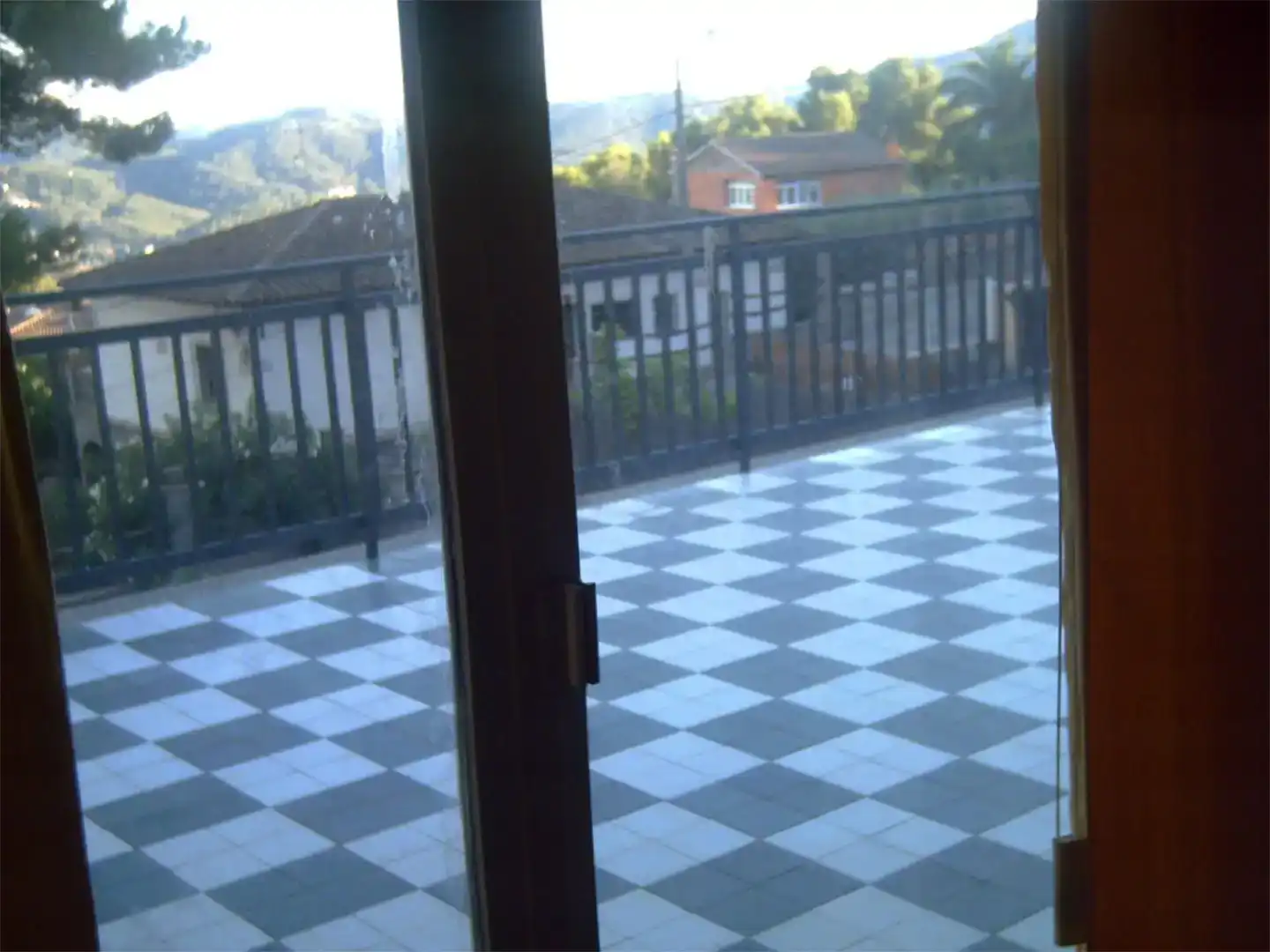 Terrassa de Pis en venda en Pallejà amb Jardí privat, Traster i Balcó