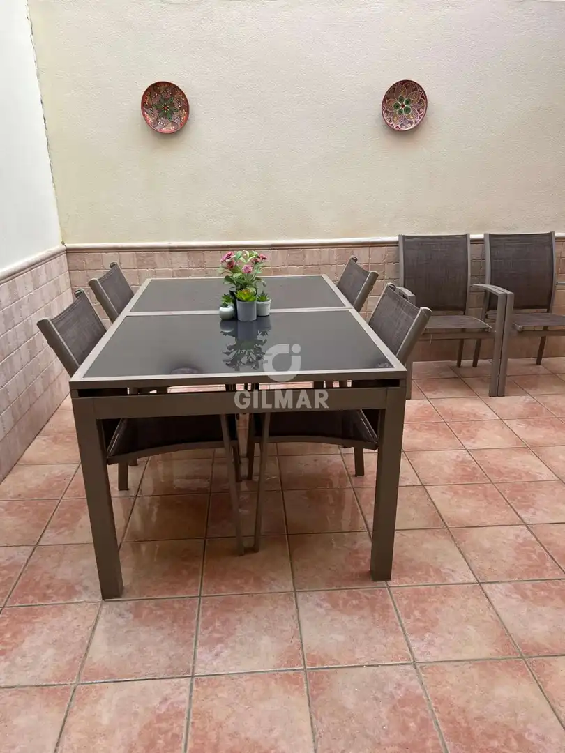 Terrassa de Casa adosada en venda en Villamartín amb Calefacció