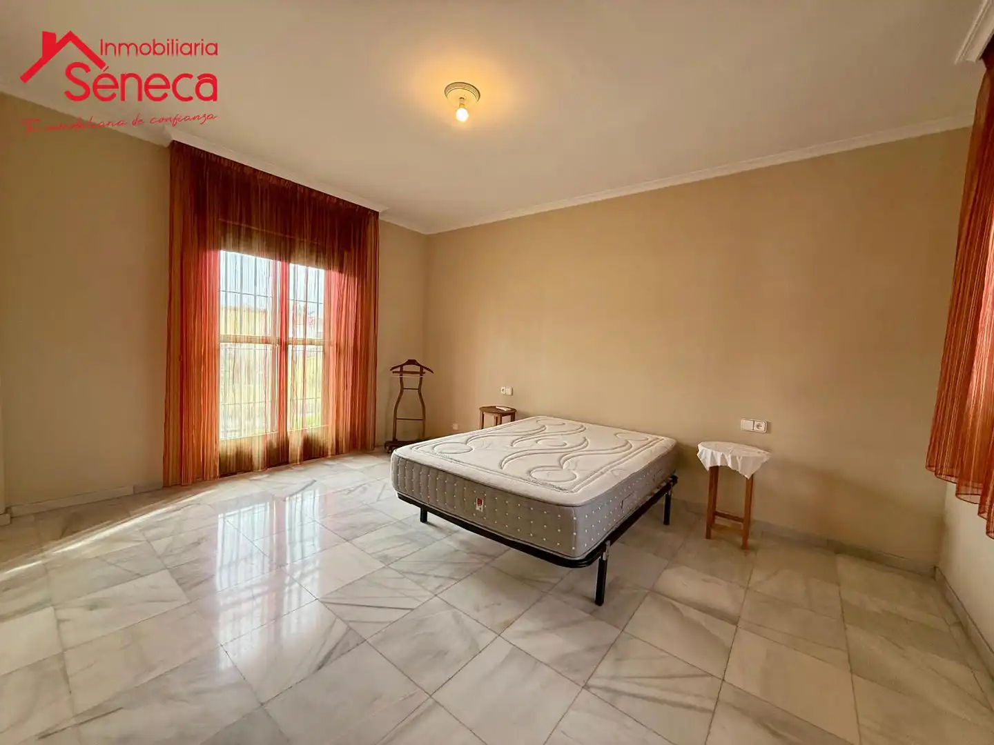 Schlafzimmer von Haus oder Chalet zum Verkauf in Córdoba mit Terrasse, Möbliert und Balkon