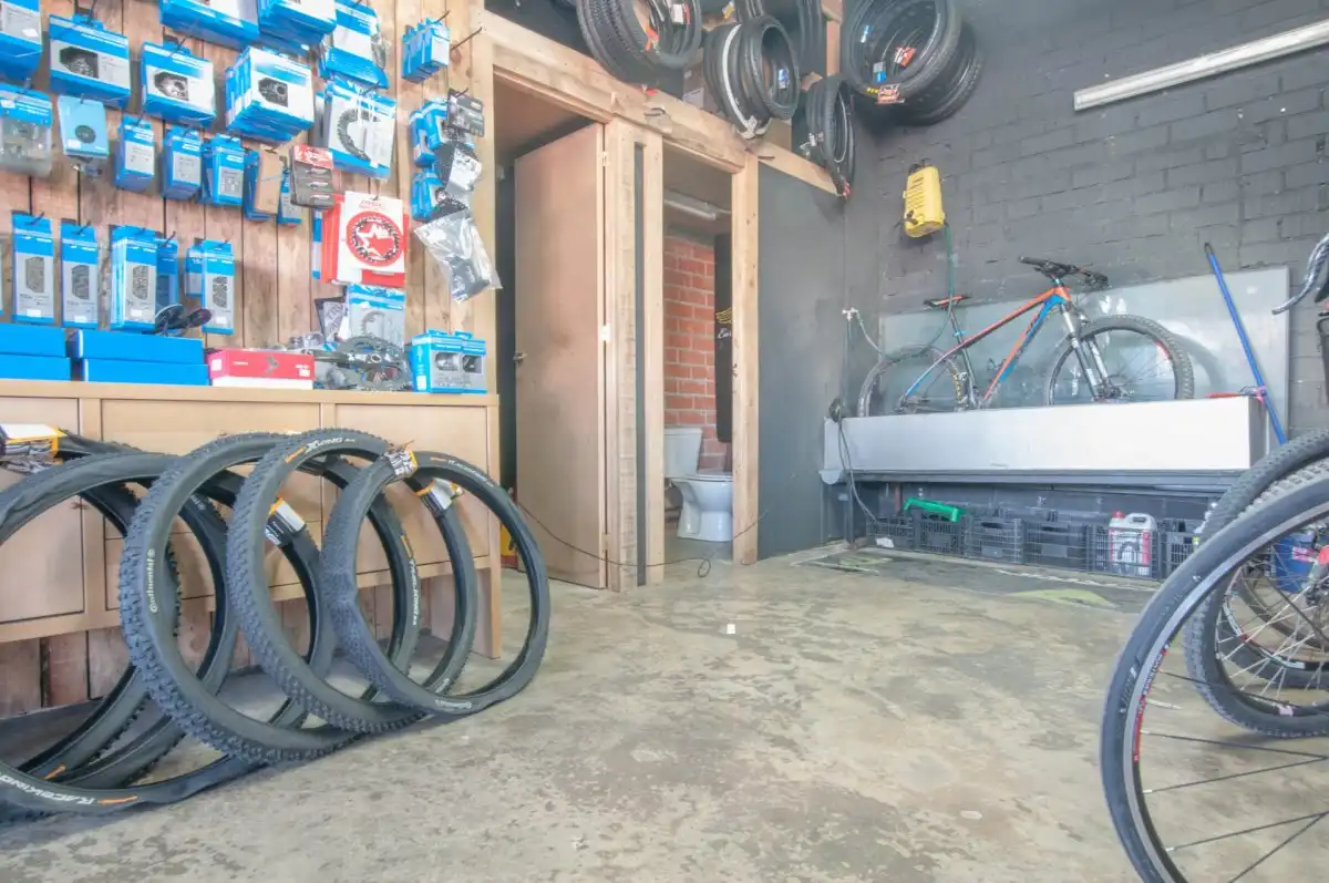 Local comercial de lloguer a Zona Industrial, imagen 6