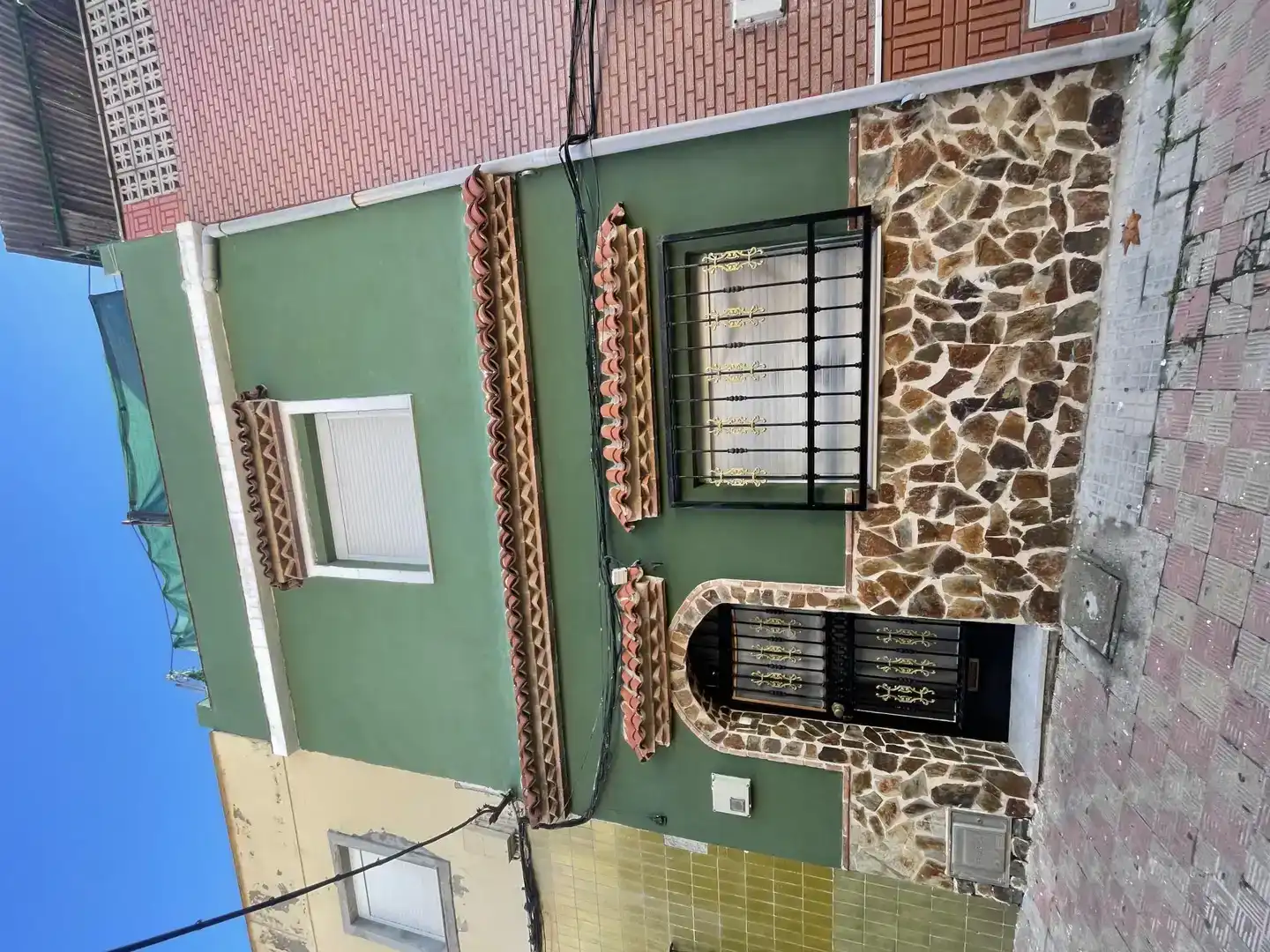 Vista exterior de Casa adosada en venta en Algeciras con Amueblado