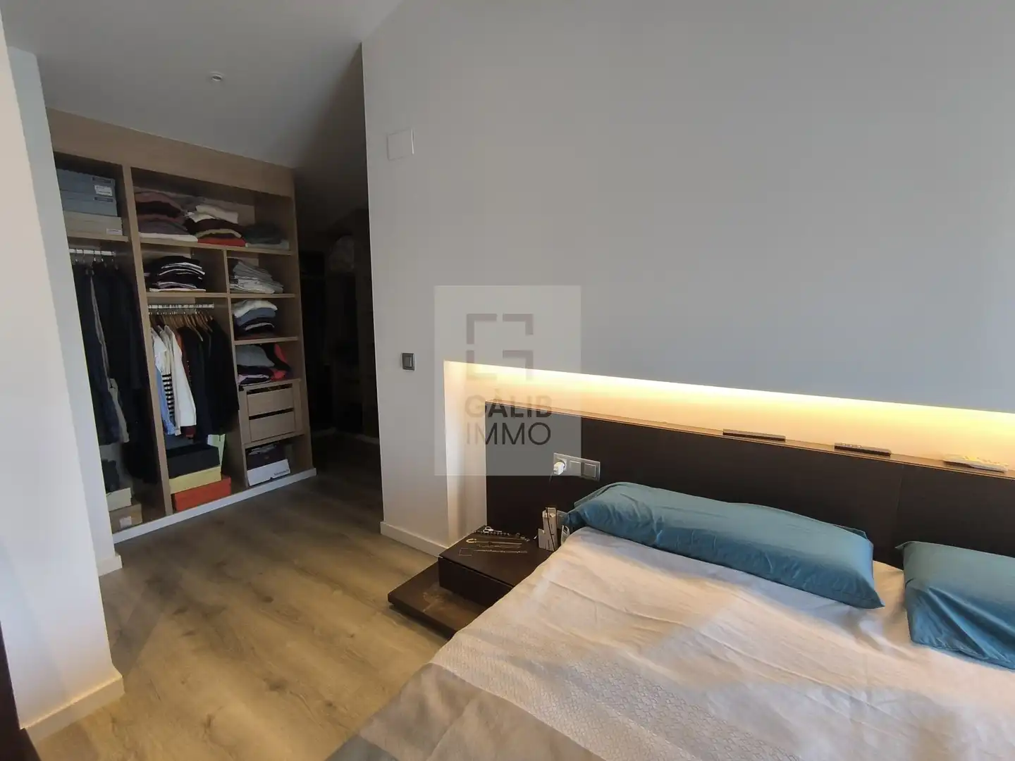 Bedroom of Duplexes for sale in Figueres  with Air Conditioner, Heating and Terrace