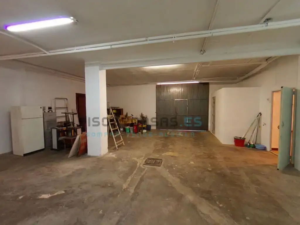 Casa con terraza en venta en Calle Democracia 4, imagen 18