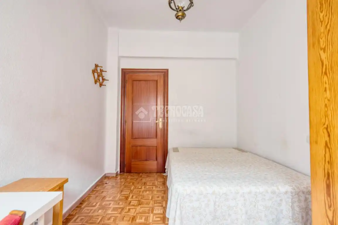 Schlafzimmer von Wohnung zur Miete in Salamanca