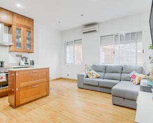 Living room of Flat for sale in  Barcelona Capital  with Heating
