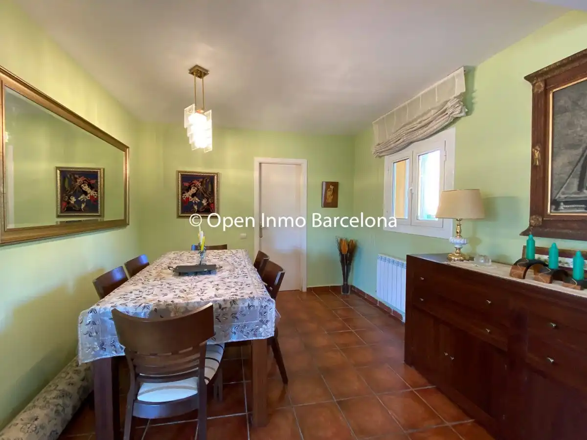 Houses for sale in Avenida MONTSENY, Mas d'En Serra - Els Cards