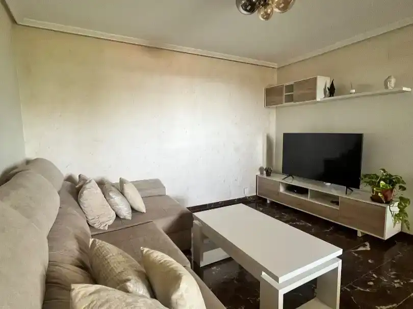 Sala de estar de Dúplex de alquiler en Jaén con Aire acondicionado, Amueblado y Balcón