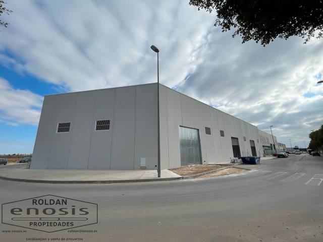 Nave industrial en Alquiler en Balsicas