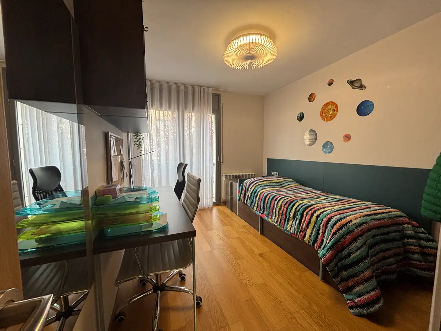 Habitación de Casa adosada en venta en Lleida con Aire acondicionado, Calefacción y Parquet