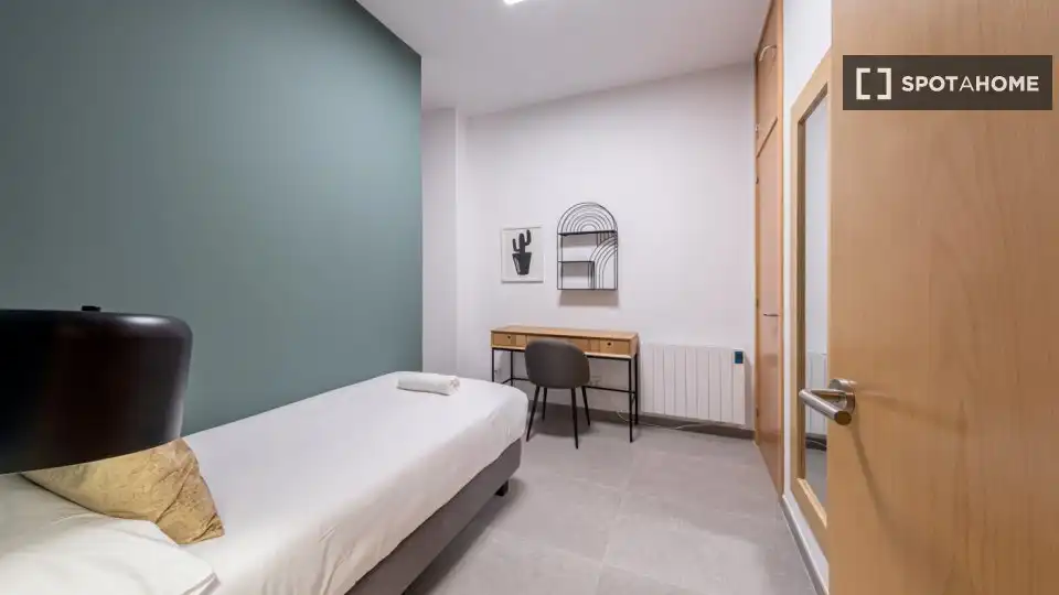 Room in Sants
