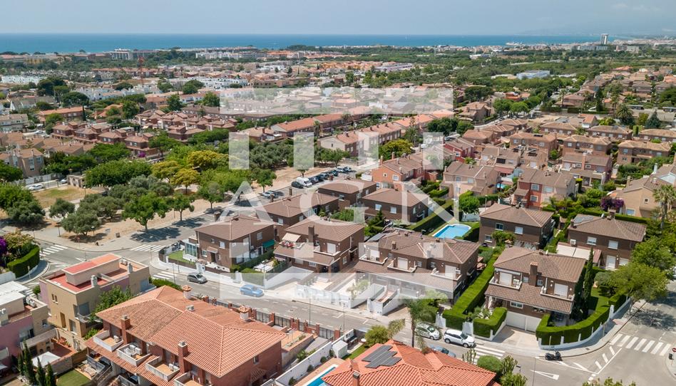 Photo 1 of Single-family semi-detached for sale in Carrer Munich, Els Ametllers, Tarragona