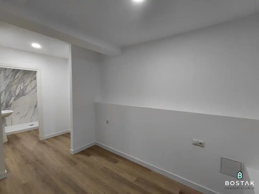 Flat for sale in Bilbao   with Heating and Balcony