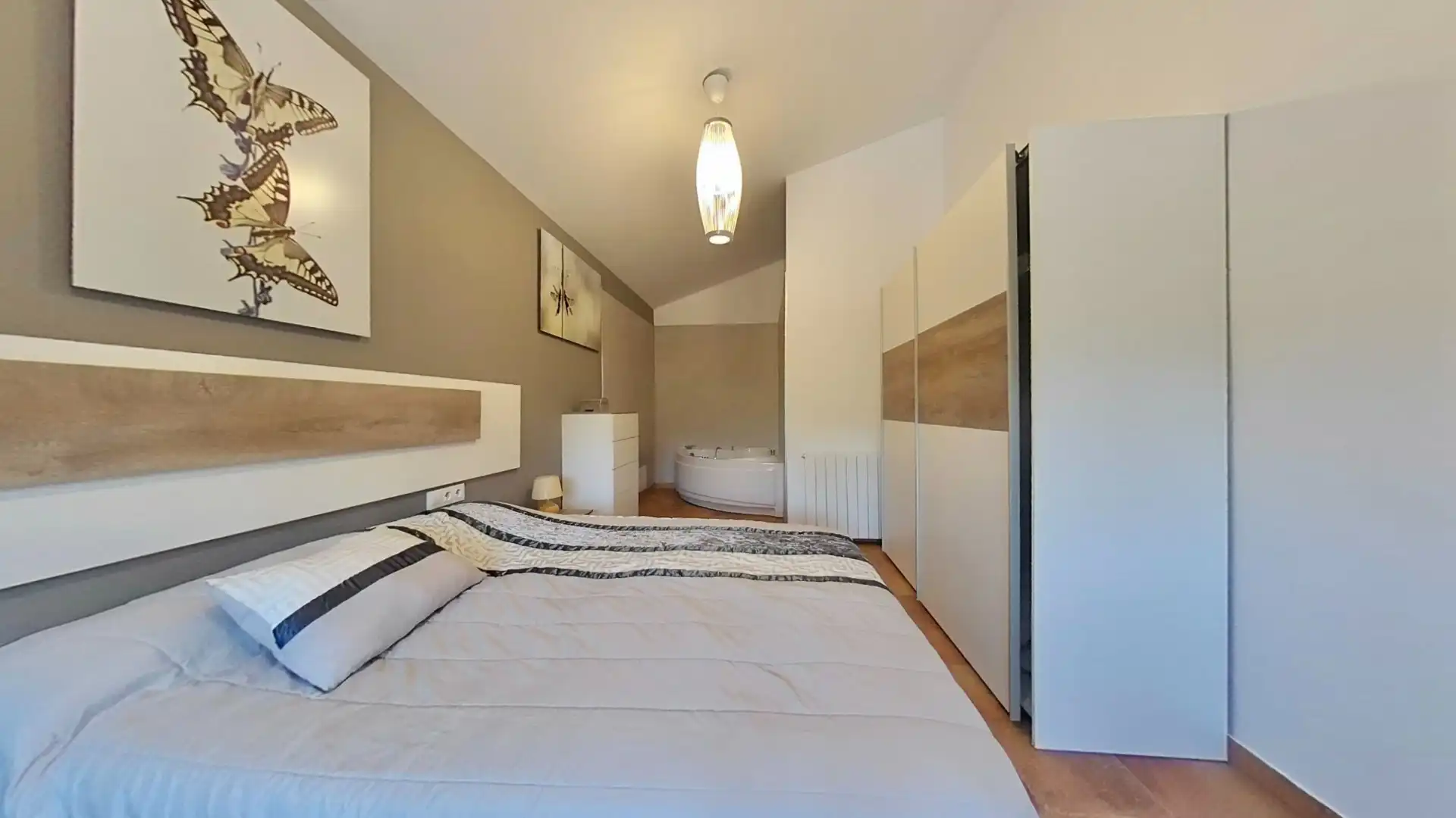 Habitación de Casa o chalet en venta en Teruel con Calefacción, Jardín privado y Parquet