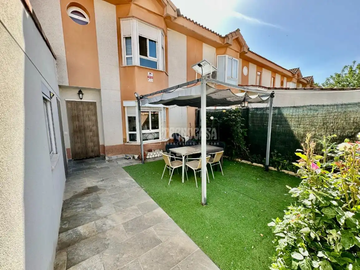 Terraza de Casa adosada en venta en Fontanar con Calefacción