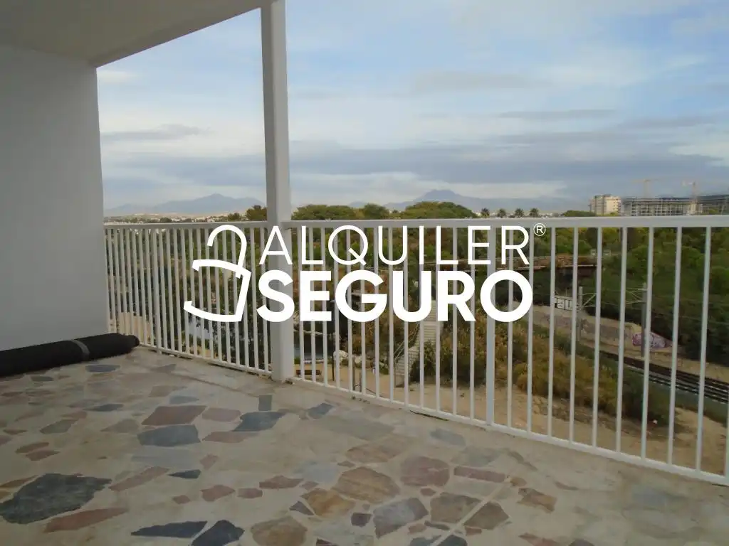 Flat with pool to rent in Oviedo, imagen 3