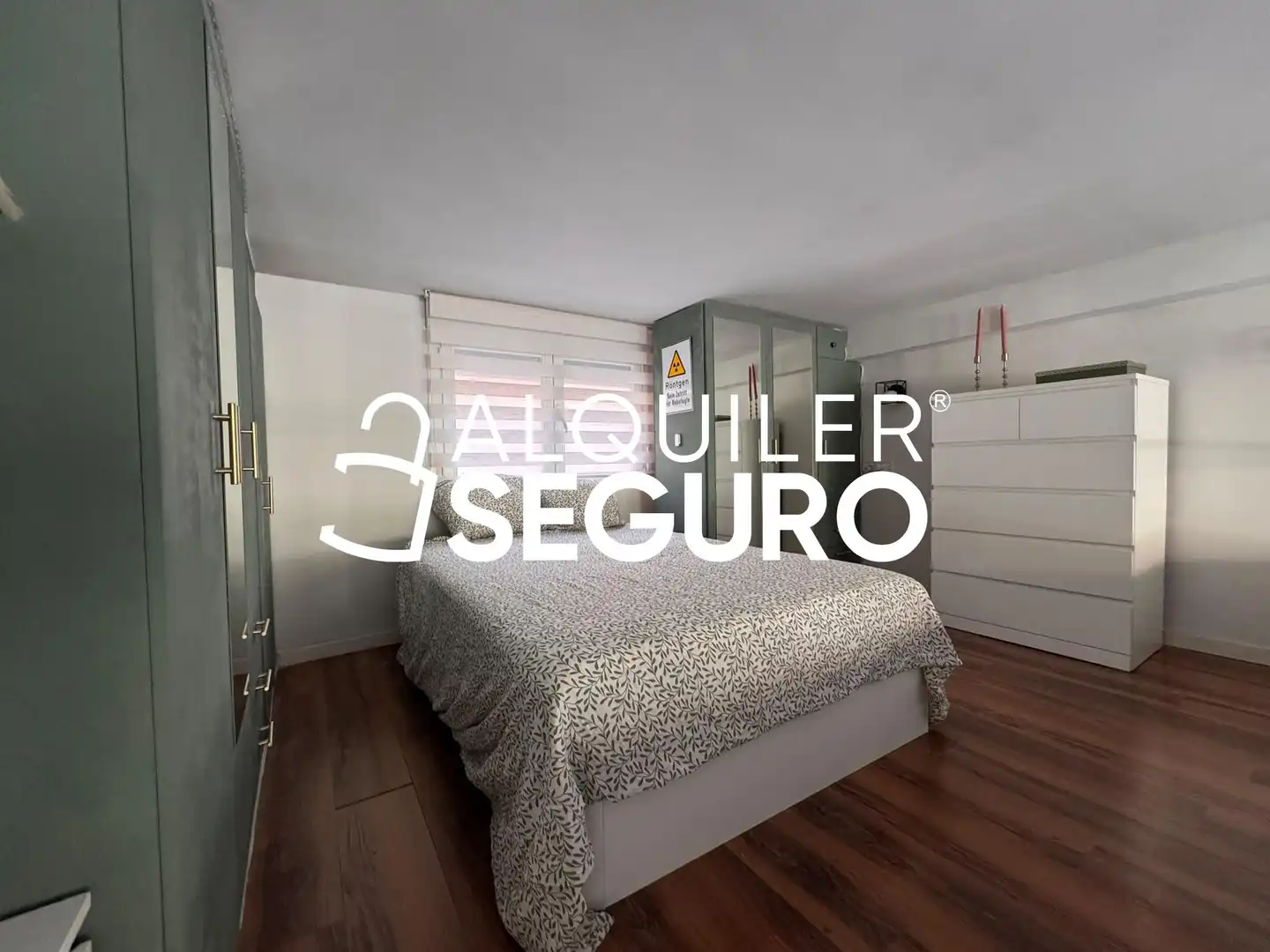 Schlafzimmer von Loft zur Miete in Madrid mit Klimaanlage, Heizung und Möbliert