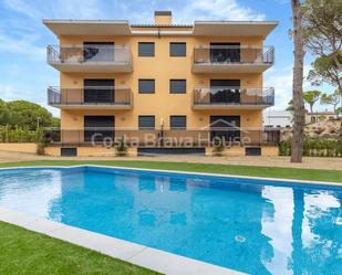 Swimming pool of Apartment for sale in Pals  with Air Conditioner, Heating and Terrace