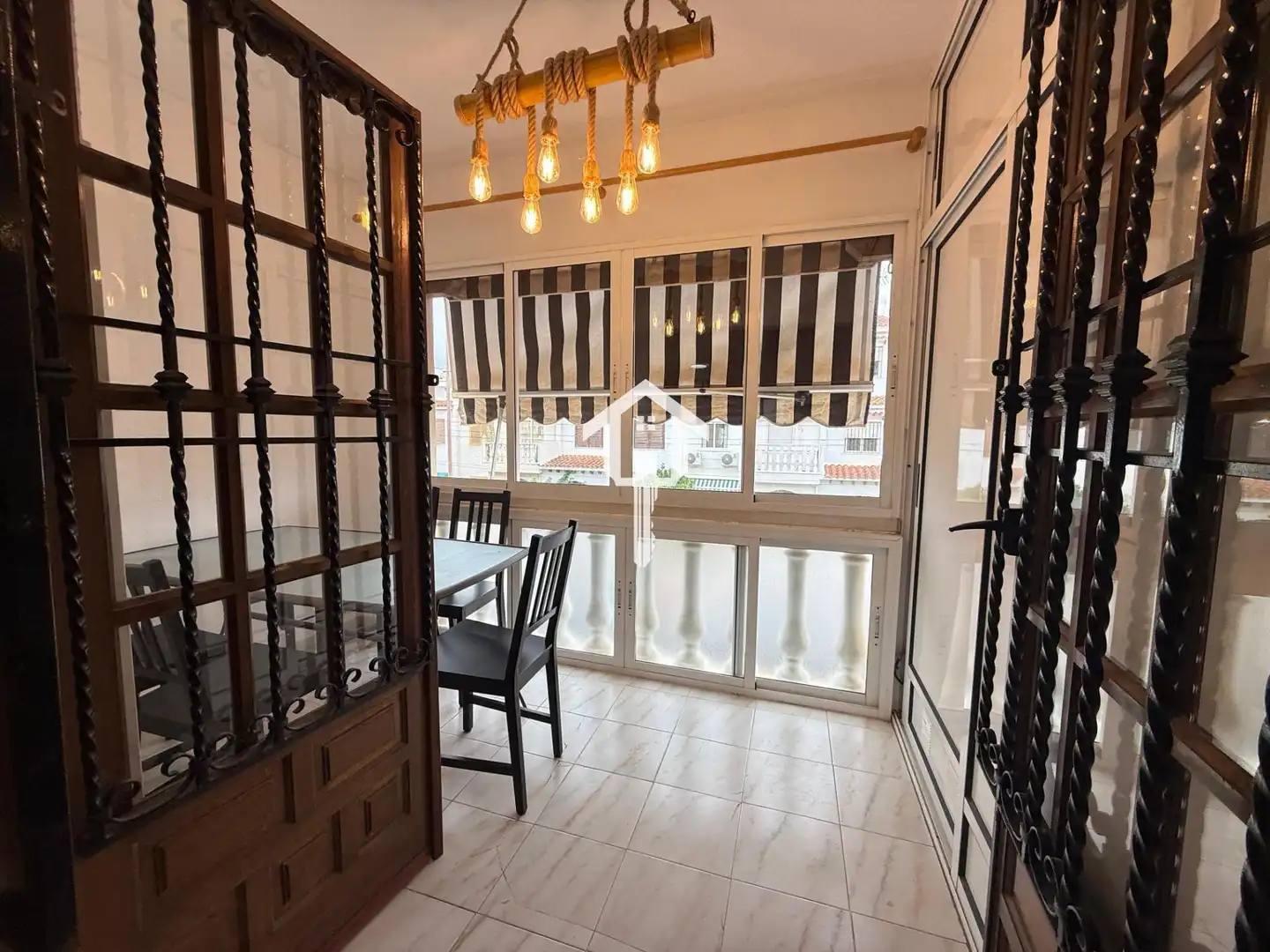 Terraza de Dúplex en venta en Torrevieja con Aire acondicionado, Terraza y Amueblado