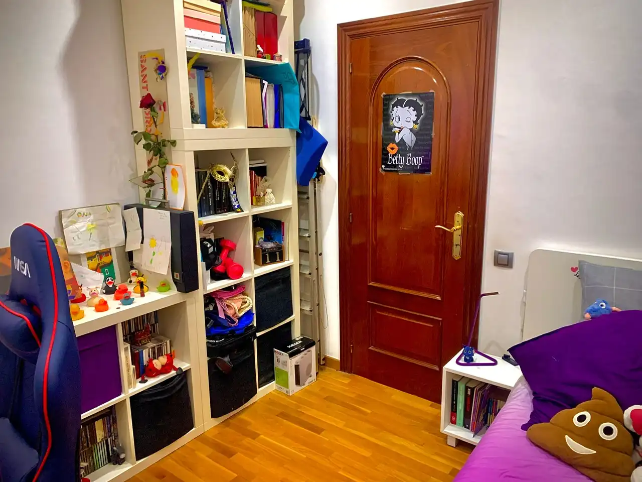 Wohnung zum Verkauf in Barcelona mit Klimaanlage, Heizung und Parkett