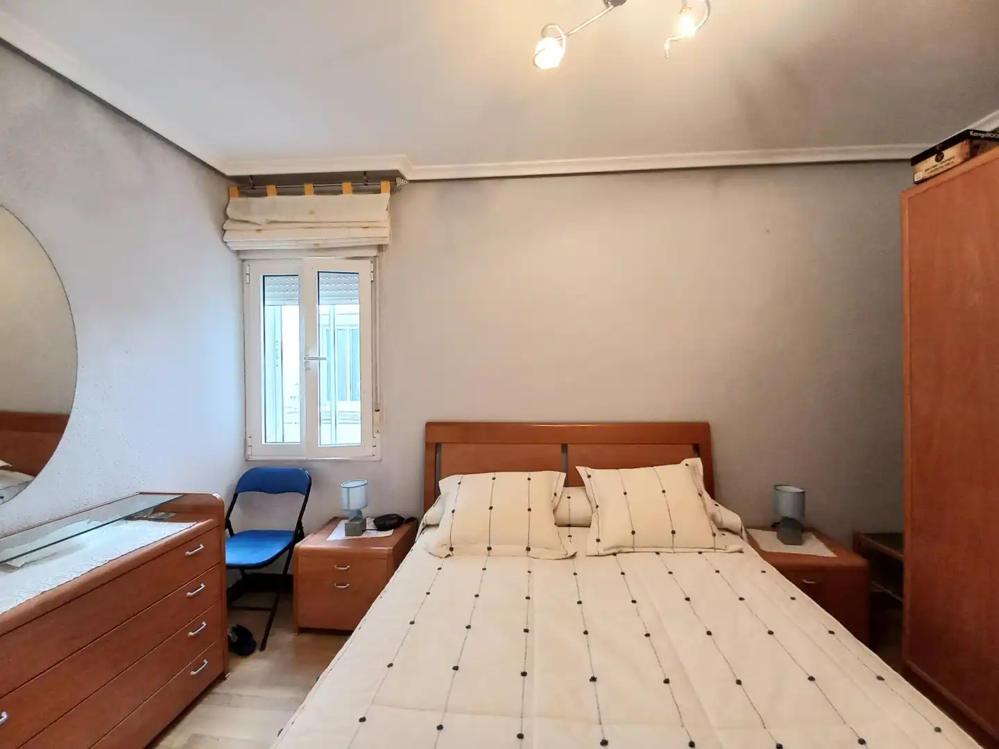 Schlafzimmer von Wohnung zum Verkauf in Burgos mit Heizung