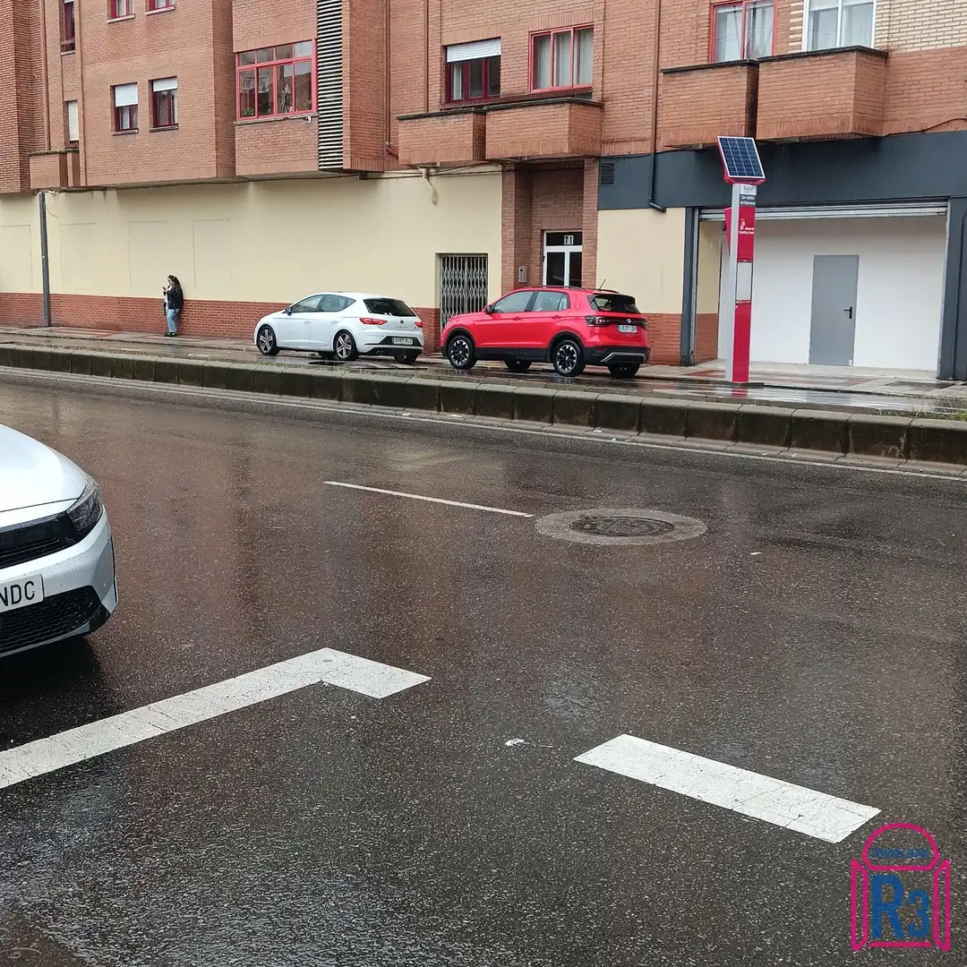 Gewerbefläche zur Miete in Párroco Pablo Díez