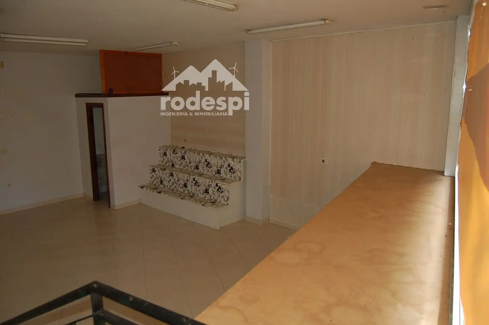 Local comercial en alquiler en Ponteareas, imagen 3
