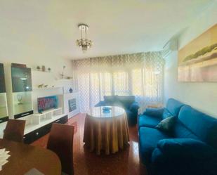 Living room of Flat to rent in  Granada Capital  with Air Conditioner, Heating and Terrace