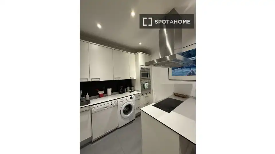 Cocina de Apartamento para compartir en Coslada con Aire acondicionado, Calefacción y Terraza