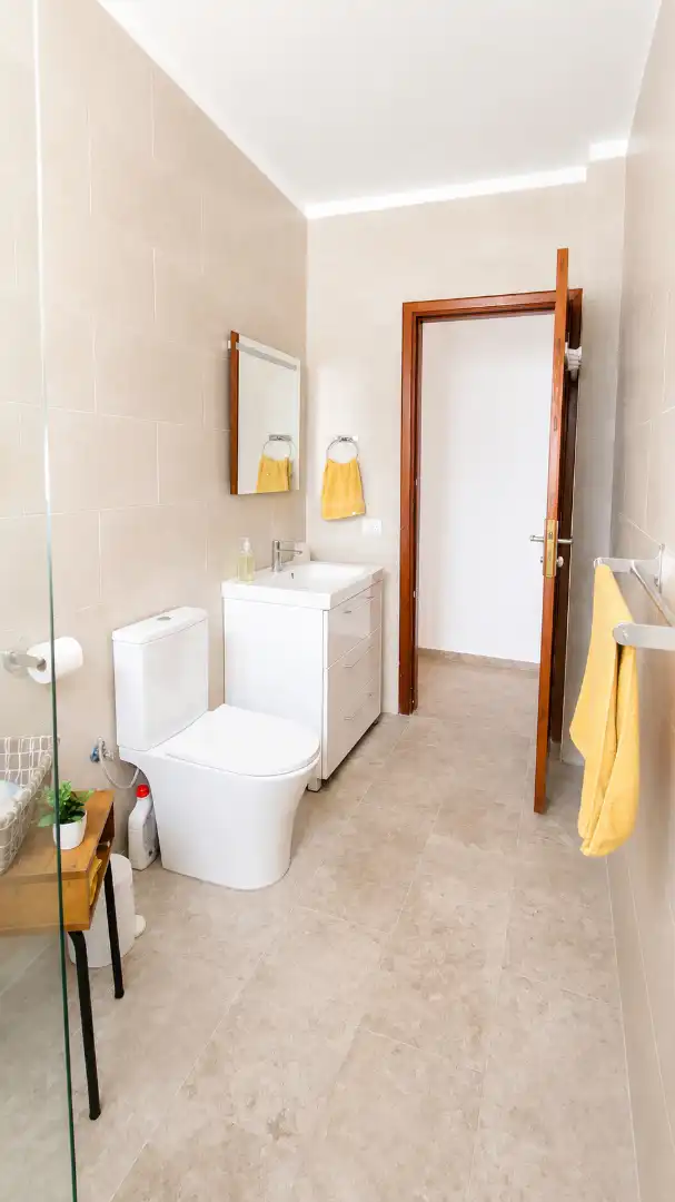 Bany de Casa o xalet en venda en Los Realejos amb Jardí privat, Terrassa i Moblat