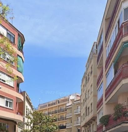 Vista exterior de Garatge en venda en Santa Coloma de Gramenet