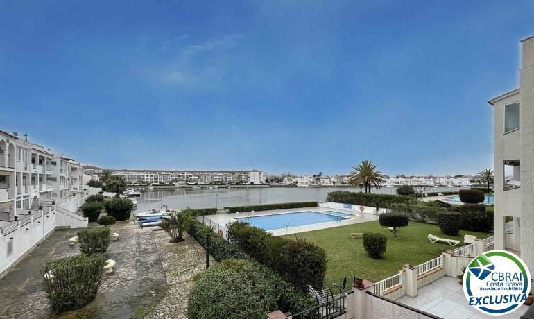 Swimming pool of Apartment for sale in Empuriabrava  with Private garden and Furnished
