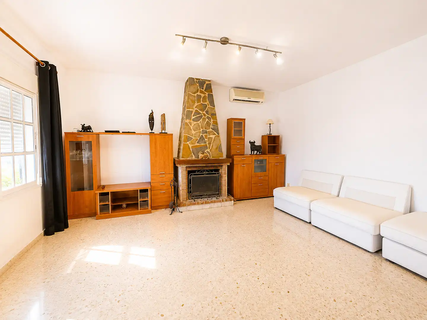 Chalet con piscina en alquiler en Avenida de los Argonautas, imagen 6