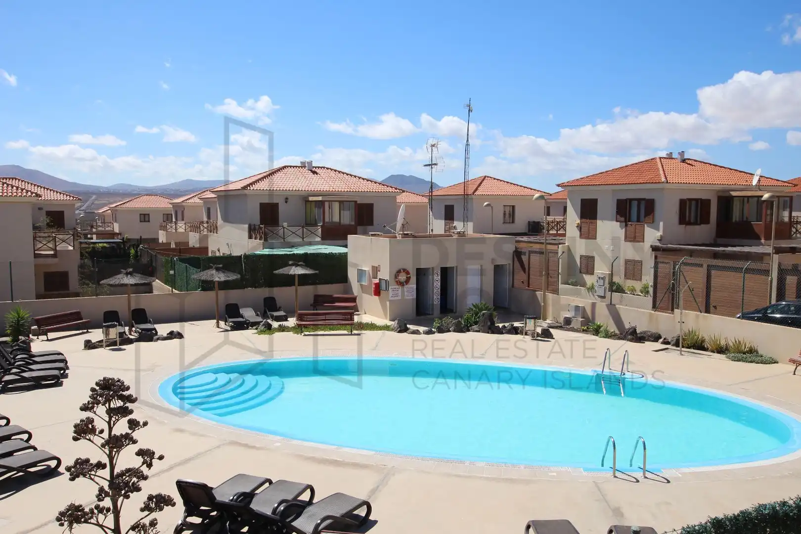 Dúplex amb piscina en venda a Sabina