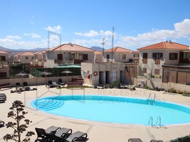 Duplex avec piscine à vendre à Sabina
